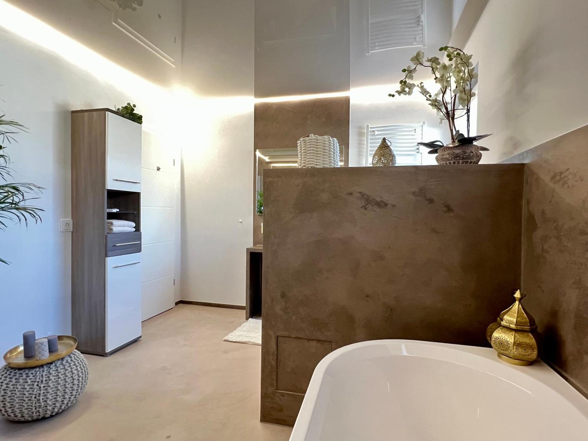 Zauberhafte Mit Wellness-bad Apartment